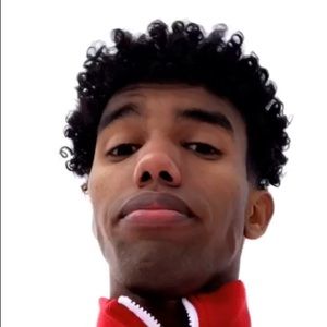 Meet your Posher, Aden